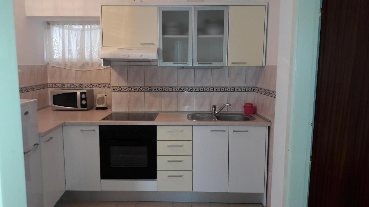 Apartments By The Sea Bol, Brac - 13413 Экстерьер фото