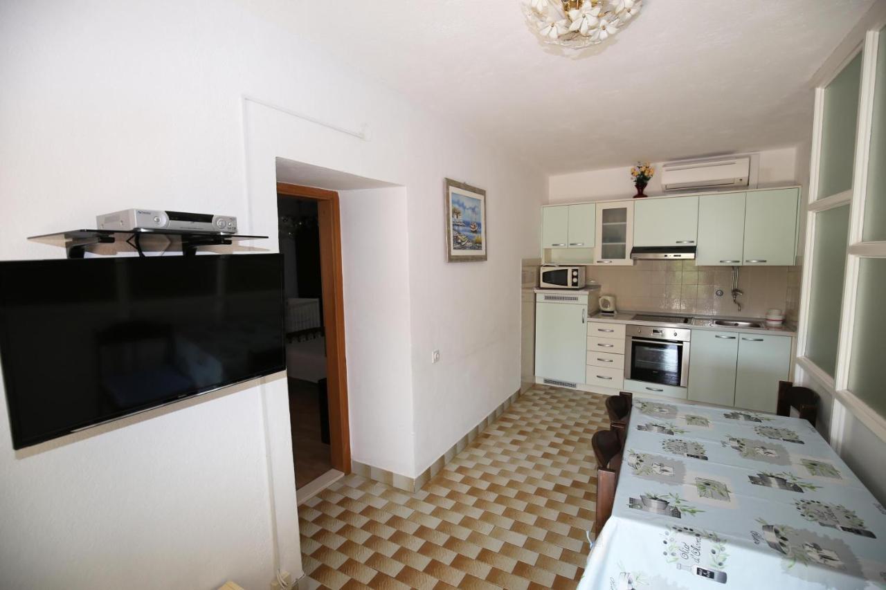 Apartments By The Sea Bol, Brac - 13413 Экстерьер фото